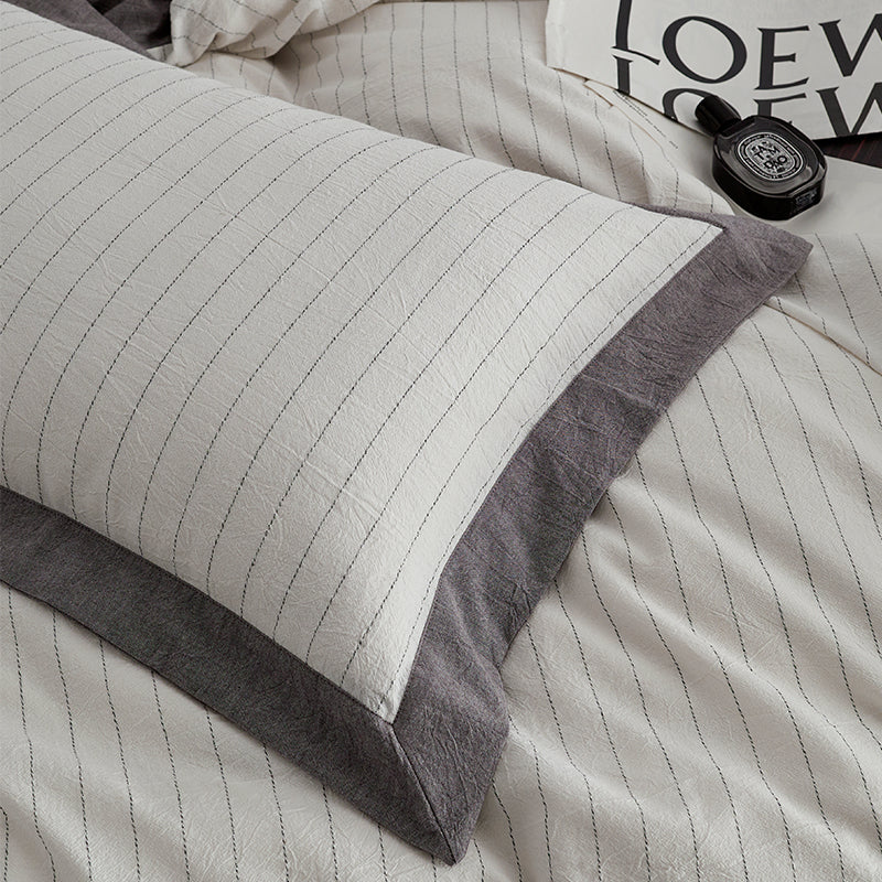 Comfortable four-piece cotton bed set